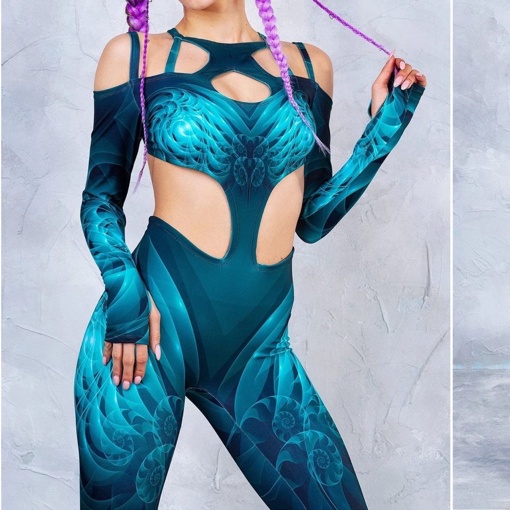 Antimatter Matrix Full Bodysuit
Badinka